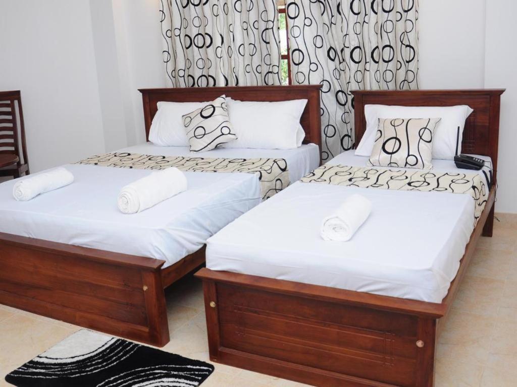 Sihilro Regency Hotel Udawalawe Eksteriør bilde